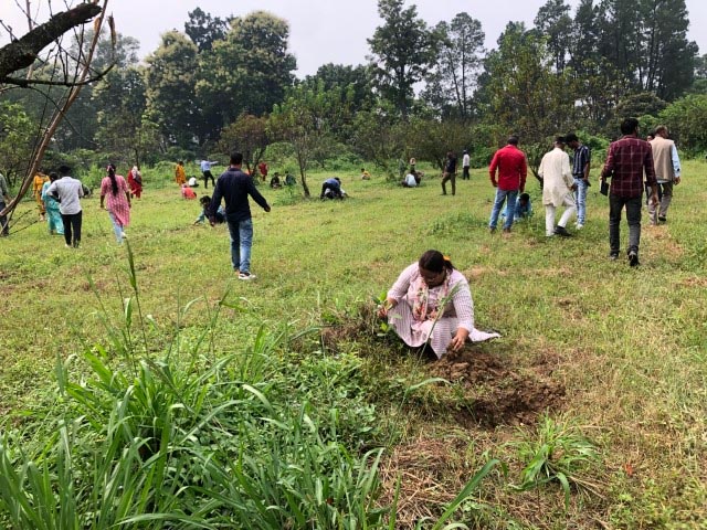 ICAR-IISWC, Dehradun and IFFCO, Dehradun organised a program of Plantation Drive and Agri Drone Demonstration at the
Research Farm, Selakui on September 13, 2023